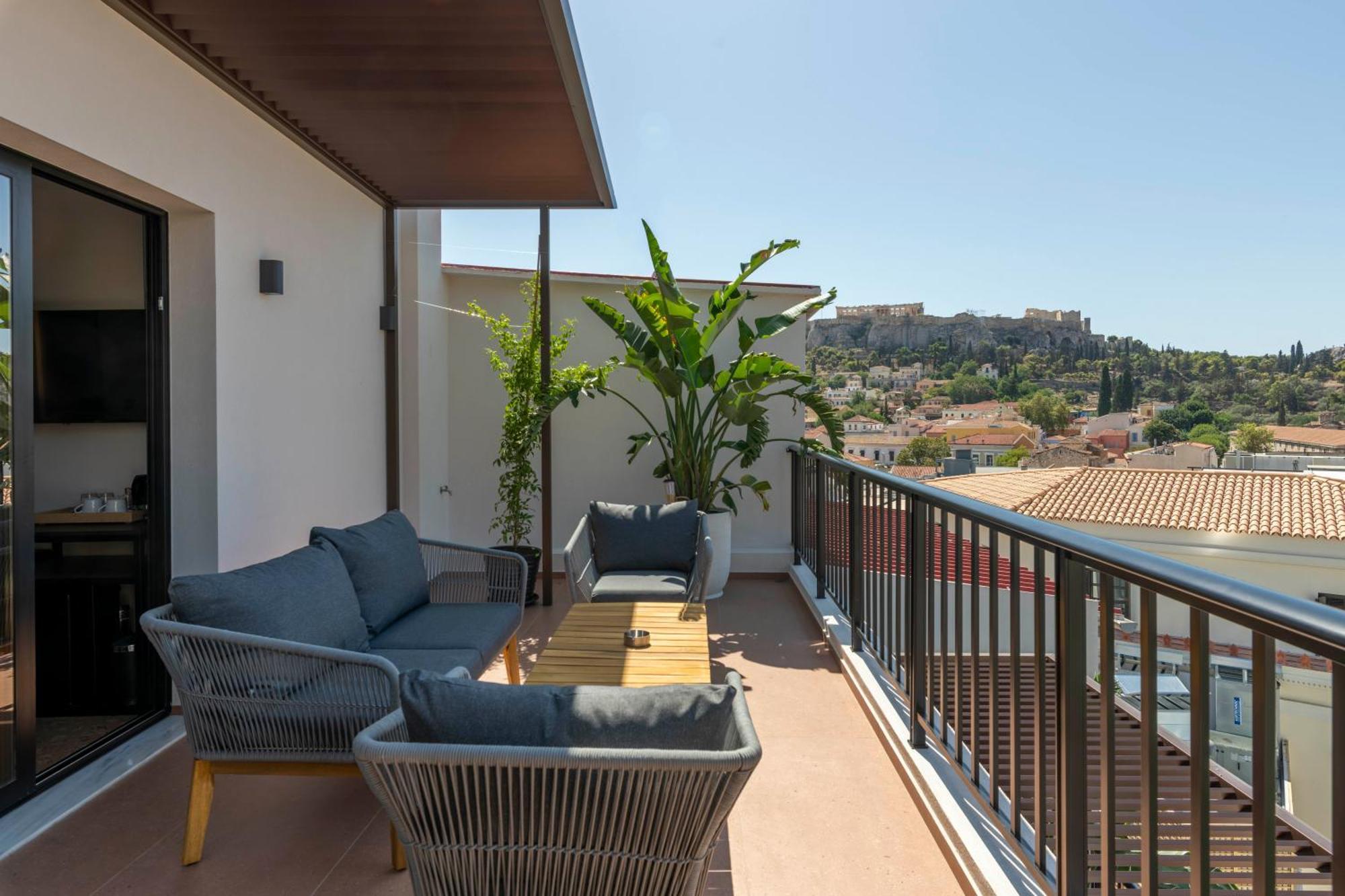 Deluxe Queen Room Acropolis View Balcony