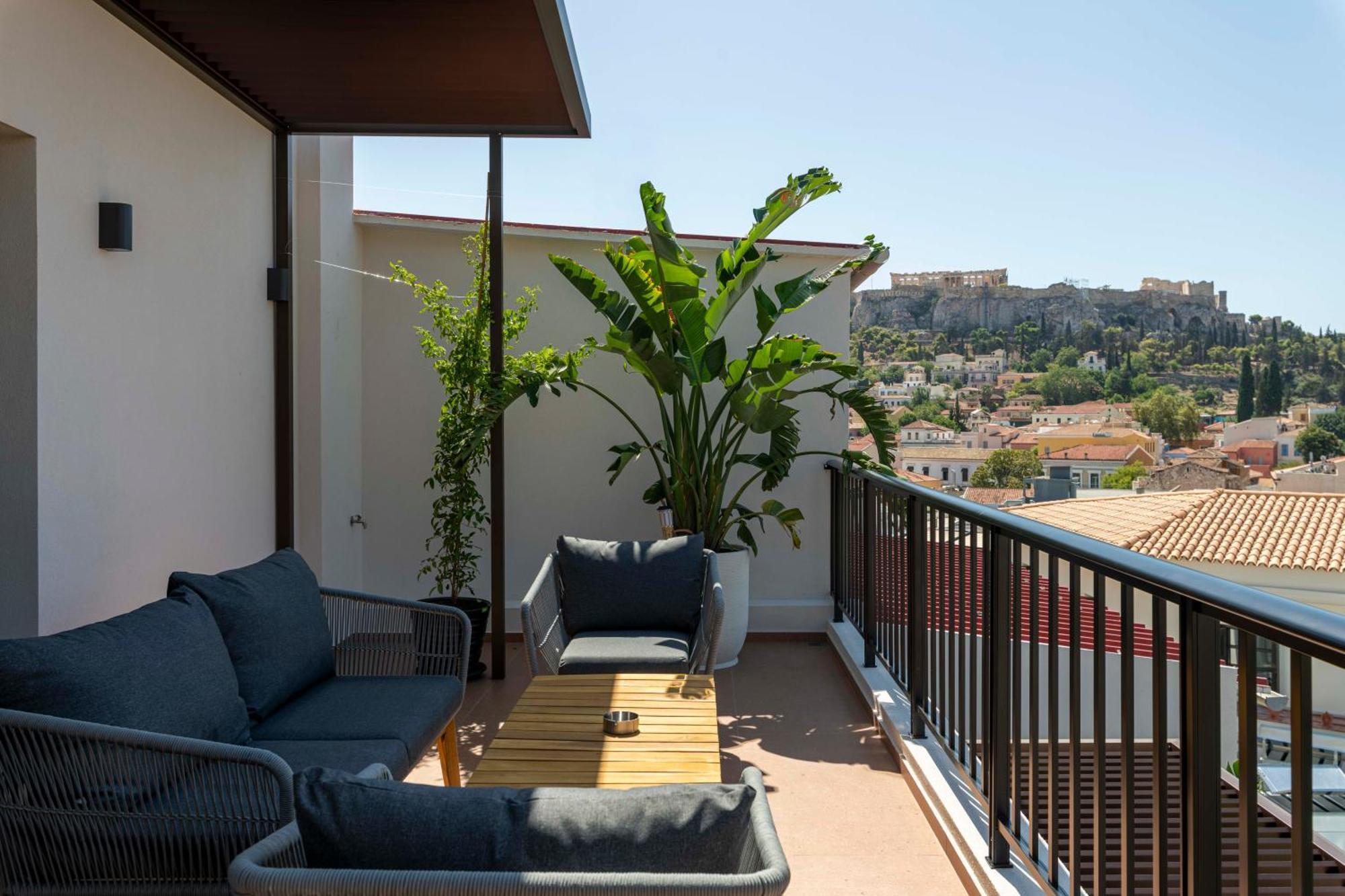 Deluxe Queen Room Acropolis View Balcony