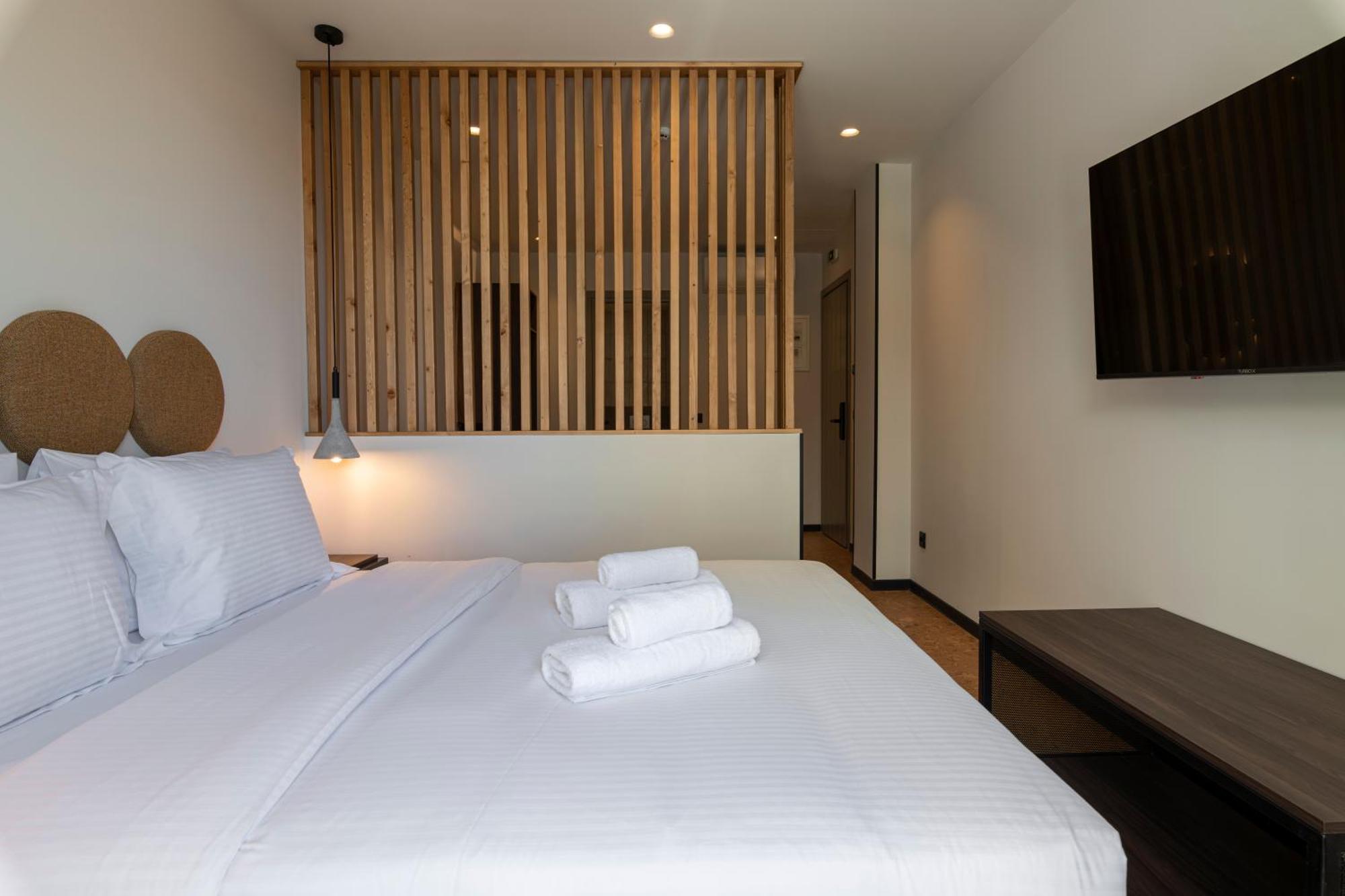 Deluxe Double Room Small Balcony